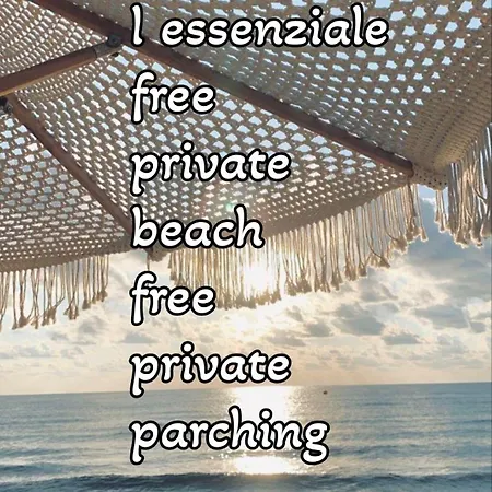 L' Essenziale * Livorno