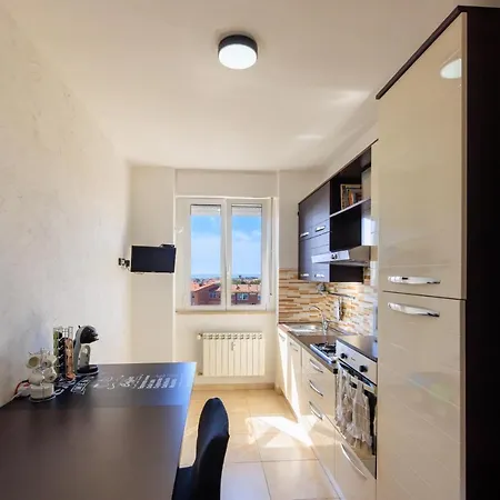 L' Essenziale Apartment